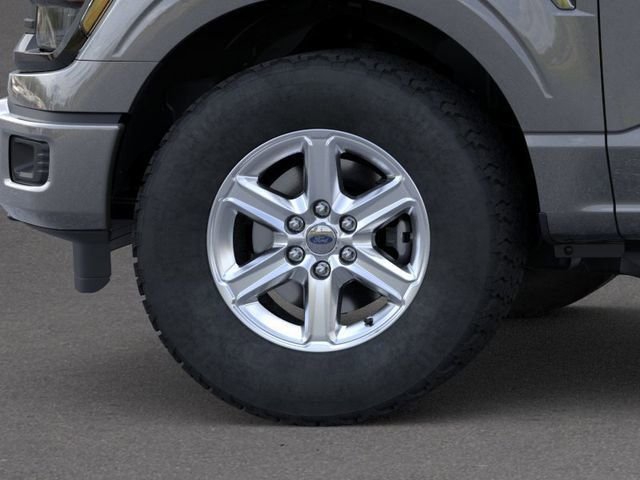 New 2026 Gray Ford XLT image 19