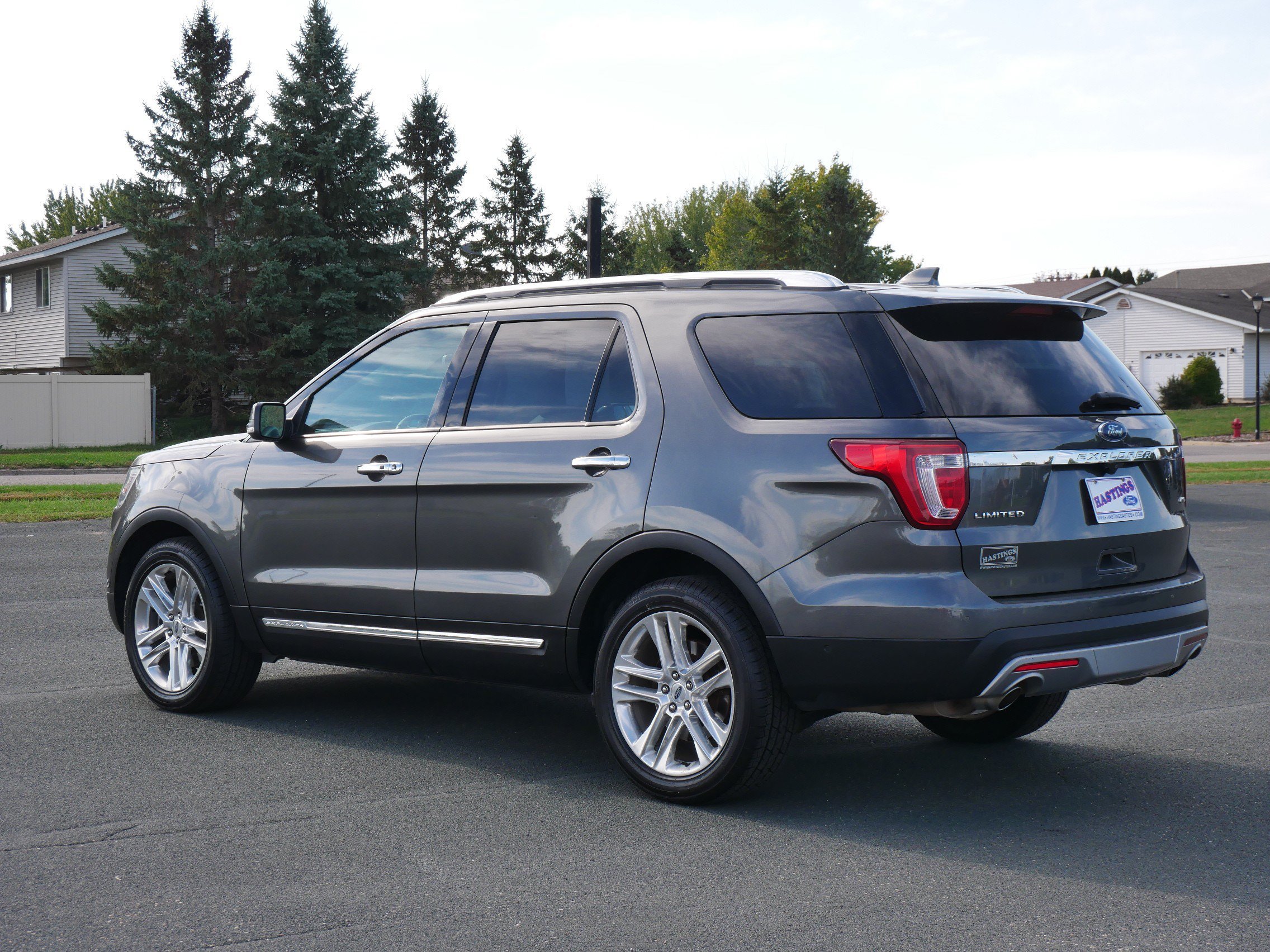 Certified Used 2017 Gray Ford Limited image 3