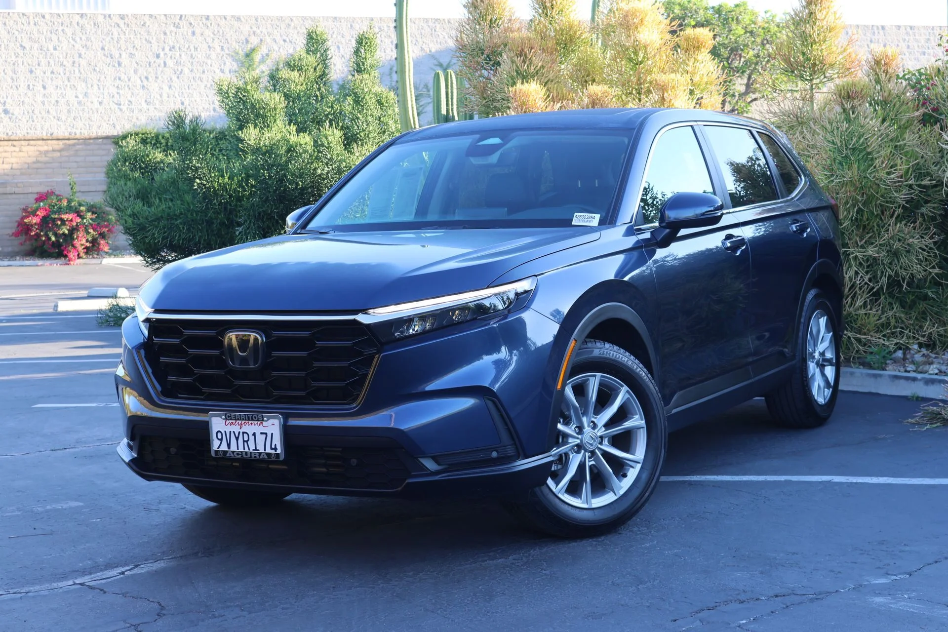 Used 2025  Honda EX-L image 1