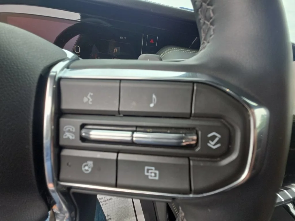 Certified Used 2026 Summit White GMC Elevation image 25
