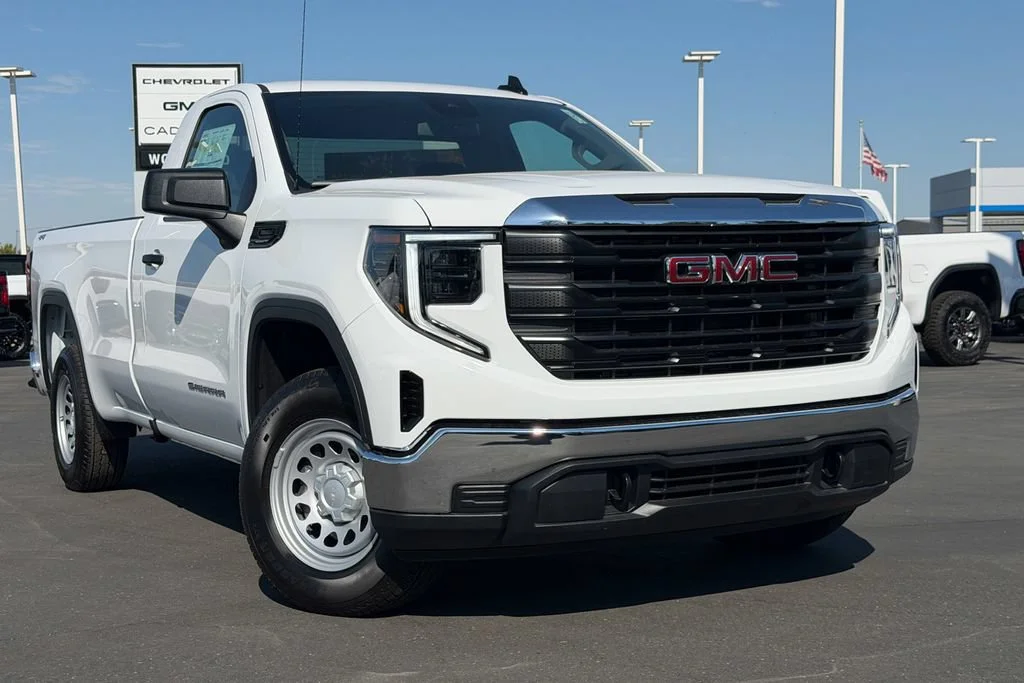 New 2026 Summit White GMC Pro image 1