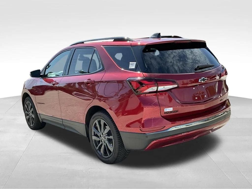 Used 2023 Red Chevrolet RS image 5