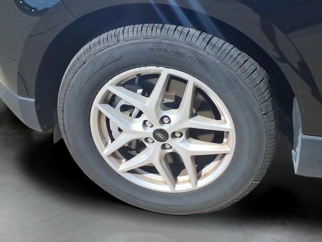 Used 2024  Ford SEL image 18