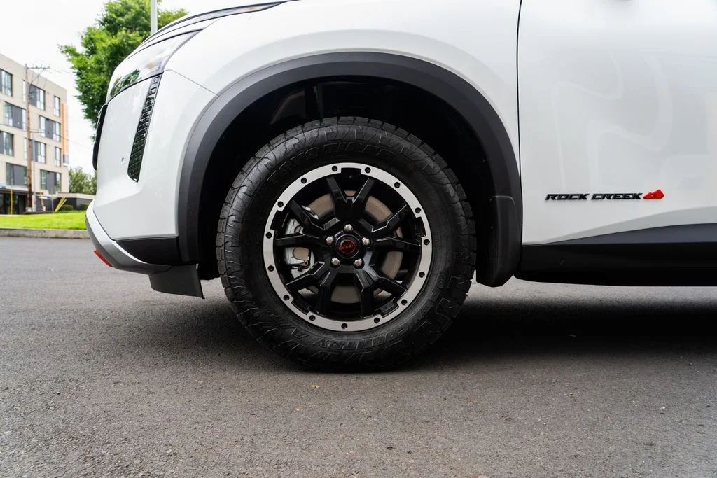 New 2026 Everest White Pearl TriCoat Nissan Rock Creek® image 7