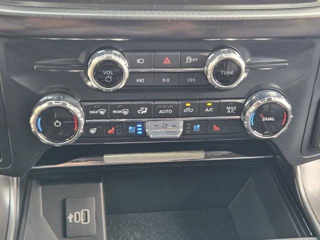 New 2026 Agate Black Metallic Ford Lariat® image 33