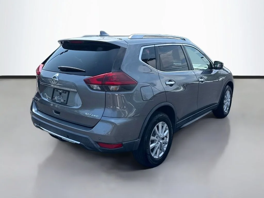 Used 2019 Gun Metallic Nissan SV image 3