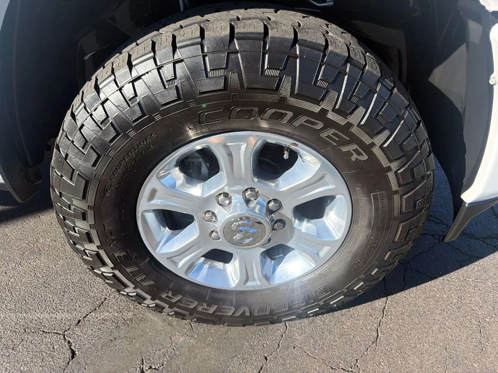Used 2019 White Ram Big Horn image 10