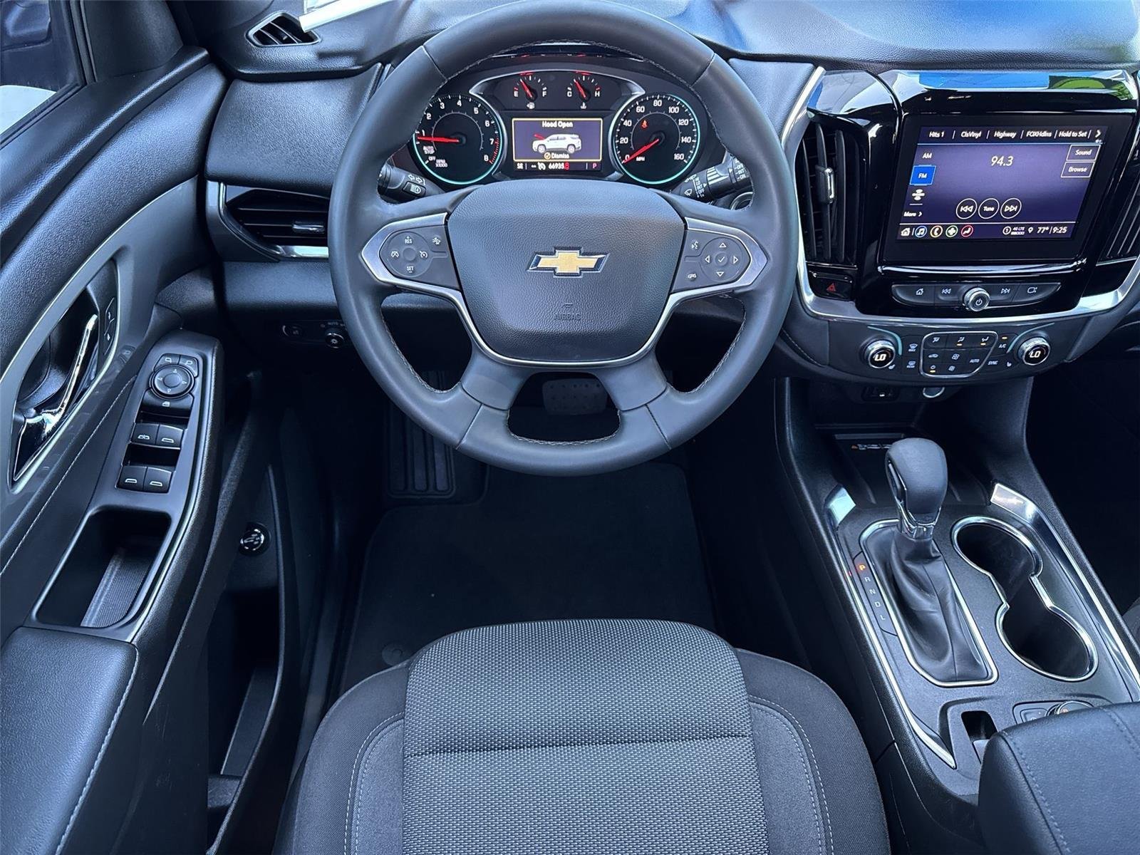 2023 Chevrolet Traverse 1LT - Photo 36