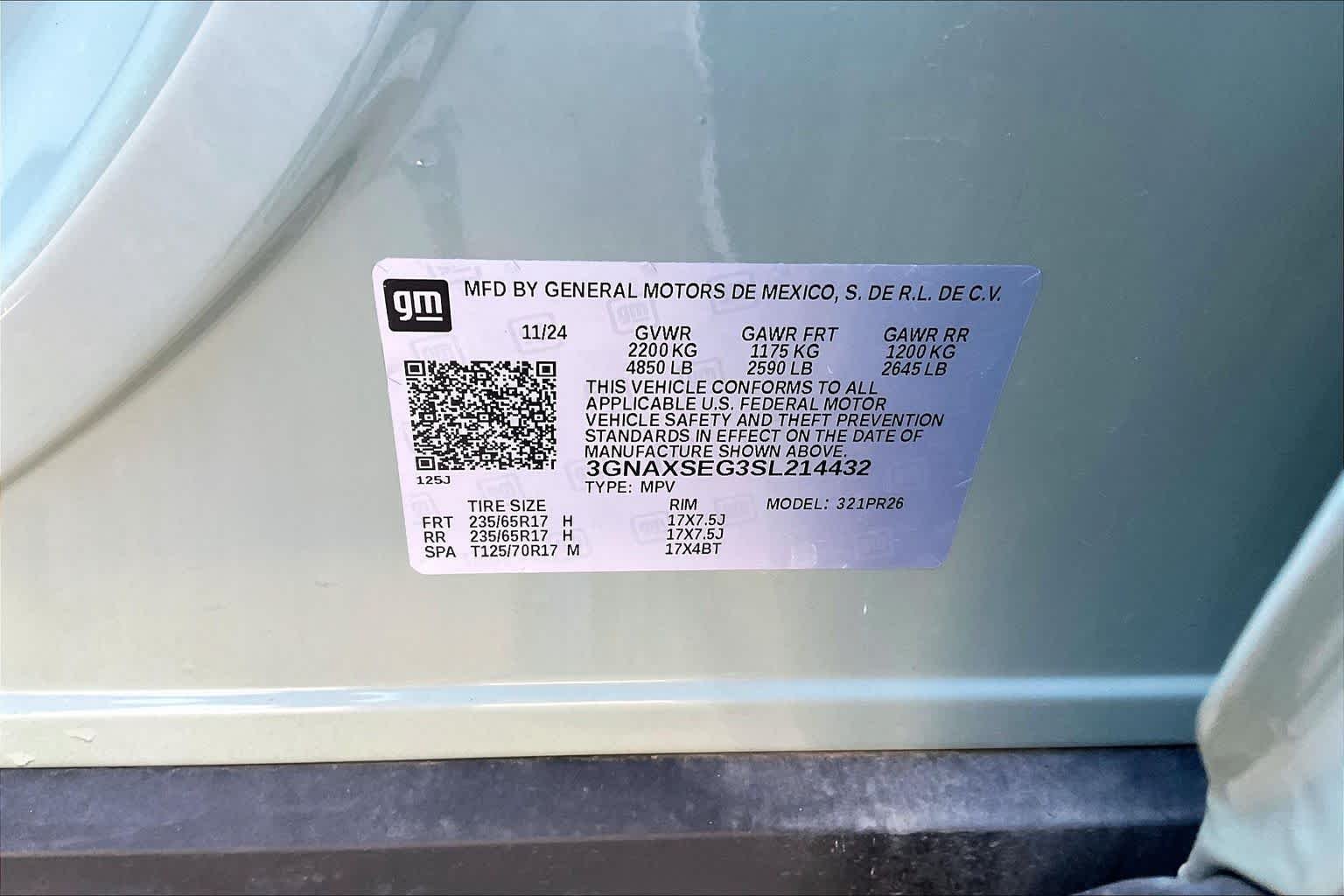 2025 Chevrolet Equinox ACTIV - Photo 35