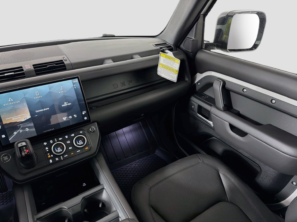 New 2026 Borasco Grey Land Rover X-Dynamic SE image 25