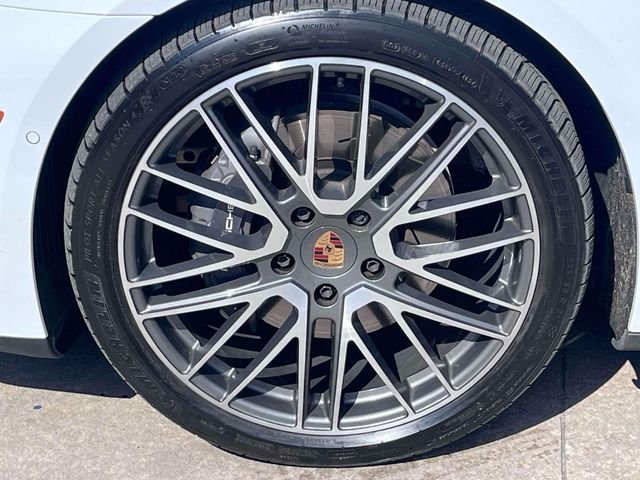 Used 2024 White Porsche 4 image 11