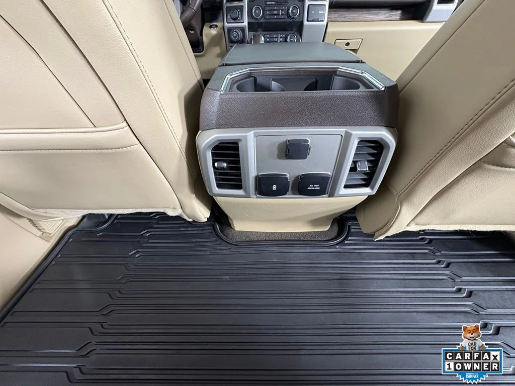 Used 2019 Green Ford Lariat image 27