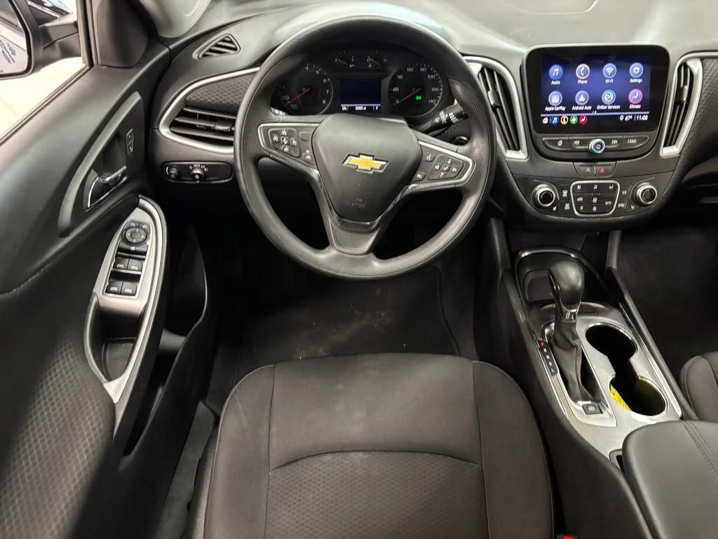 Used 2023 Mosaic Black Metallic Chevrolet LT image 18