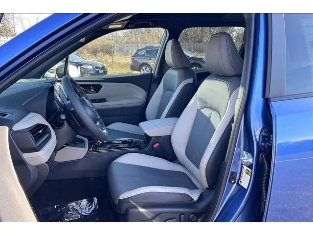 New 2026 DAYBREAK BLUE PEARL Subaru Limited image 21
