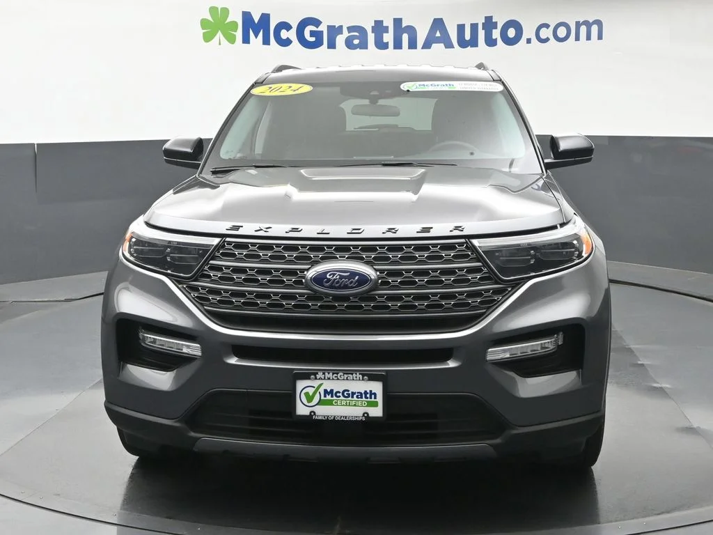 Used 2024 Gray Ford XLT image 6