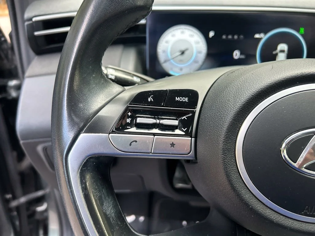 Used 2022 Gray Hyundai SEL image 24