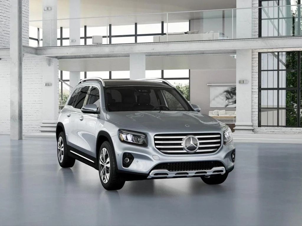 Used 2026 Silver Mercedes-Benz GLB 250 image 9