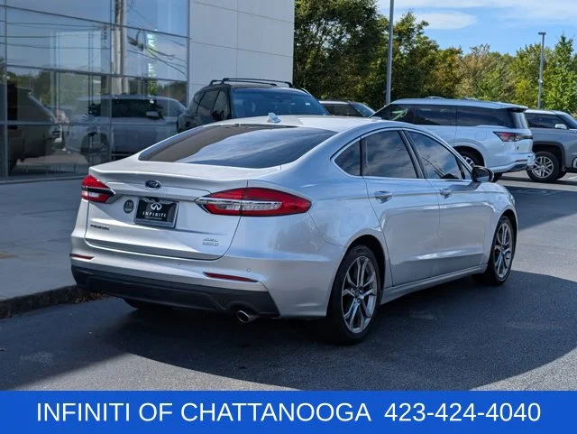 Used 2019 Silver Ford SEL image 7