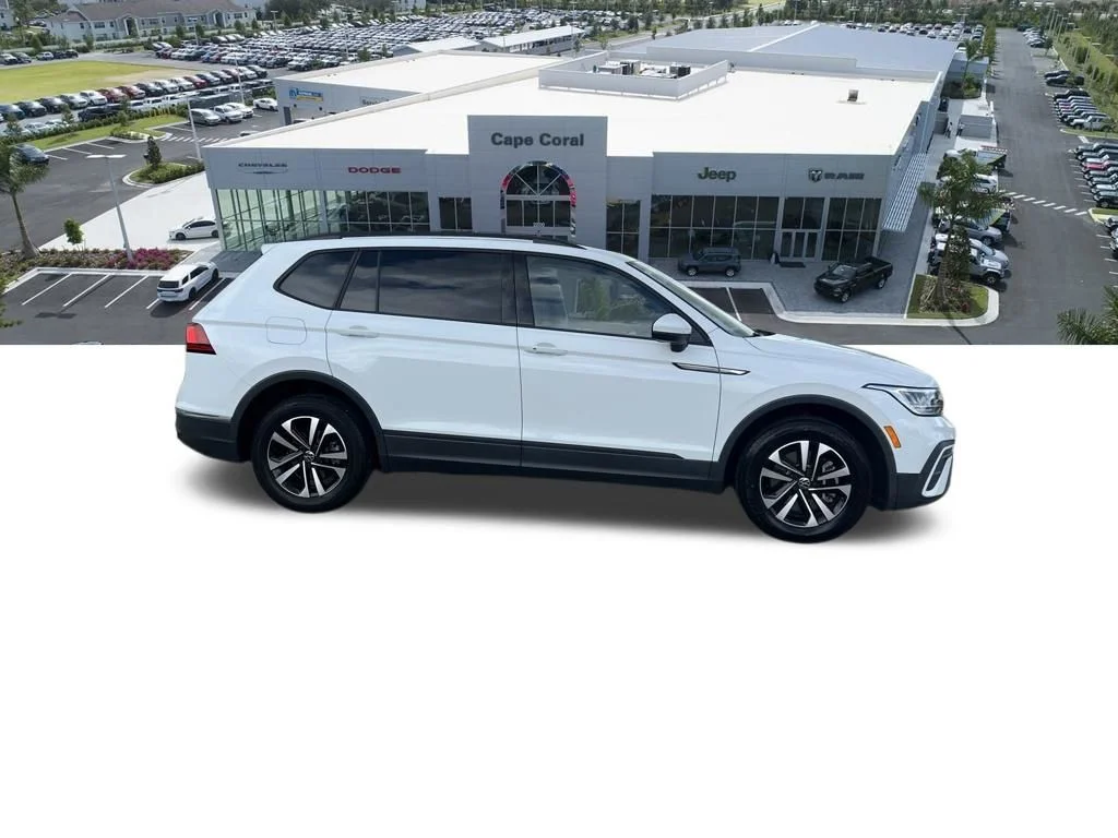 Used 2022 White Volkswagen 2.0T S image 4