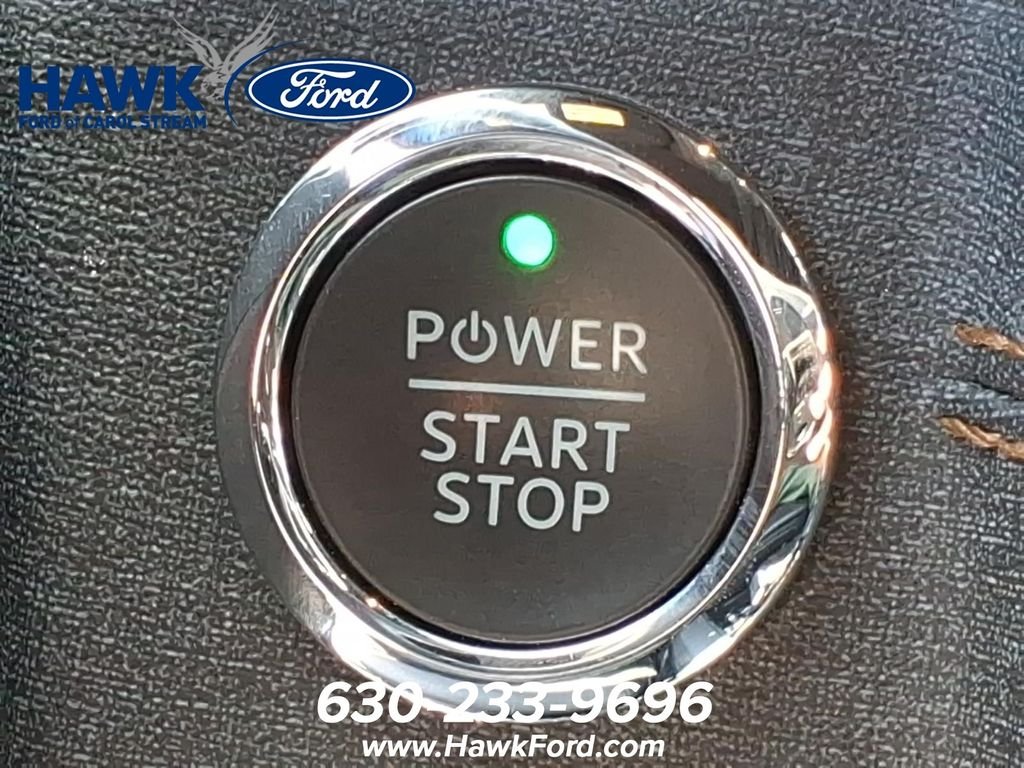 Used 2025 Black Ford Lariat image 25