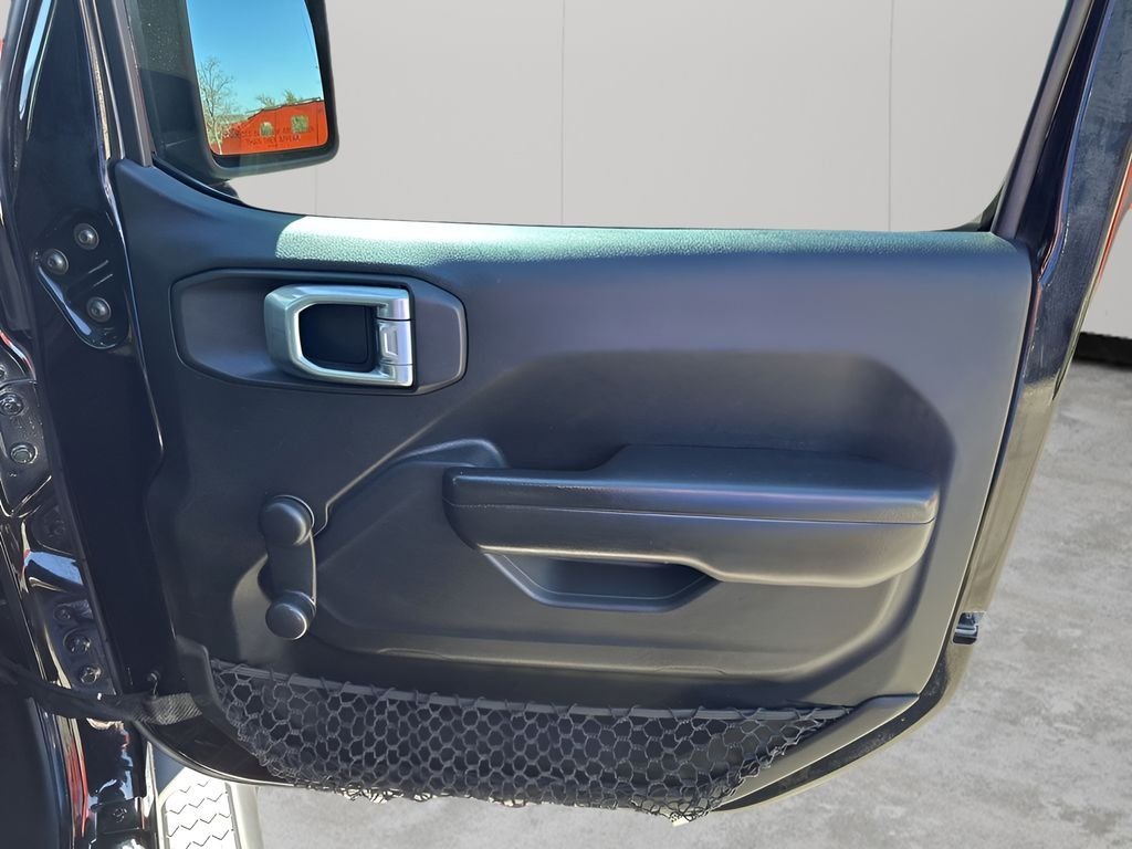 Used 2021 Black Jeep Unlimited Sport image 15