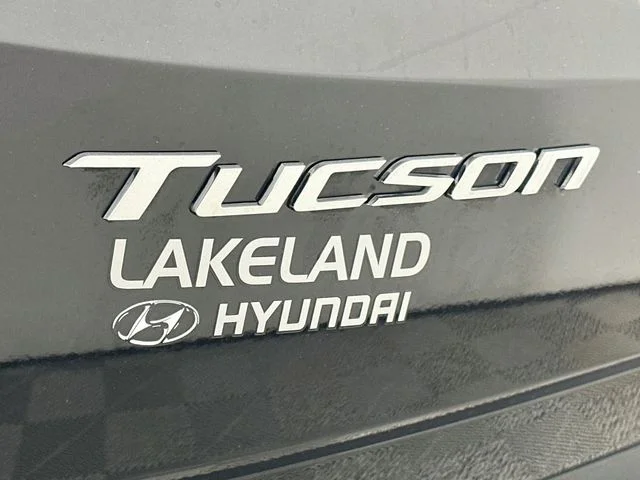 Pre-Owned 2022 Hyundai Tucson SE