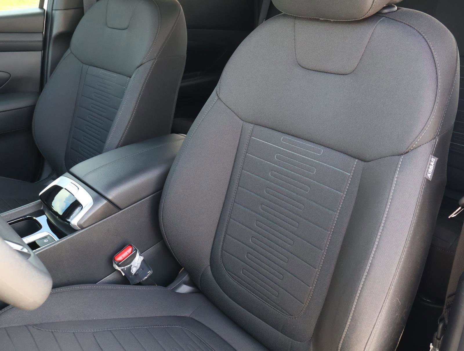 2026 Hyundai Santa Cruz SE - Photo 13