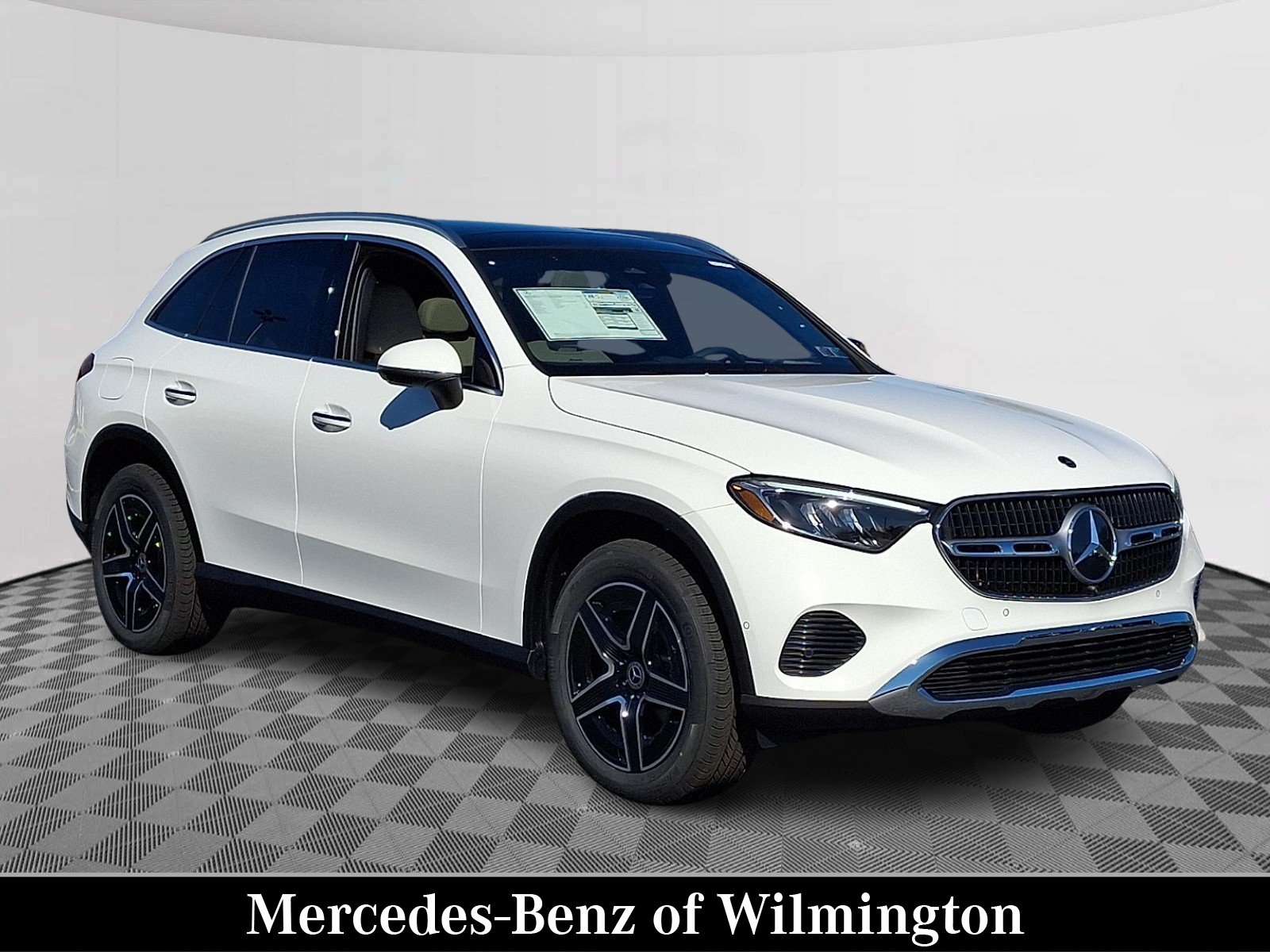 2027 Mercedes-Benz GLC Base