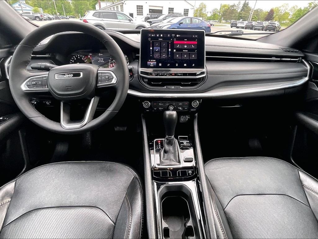Used 2023 Red Jeep Limited image 21