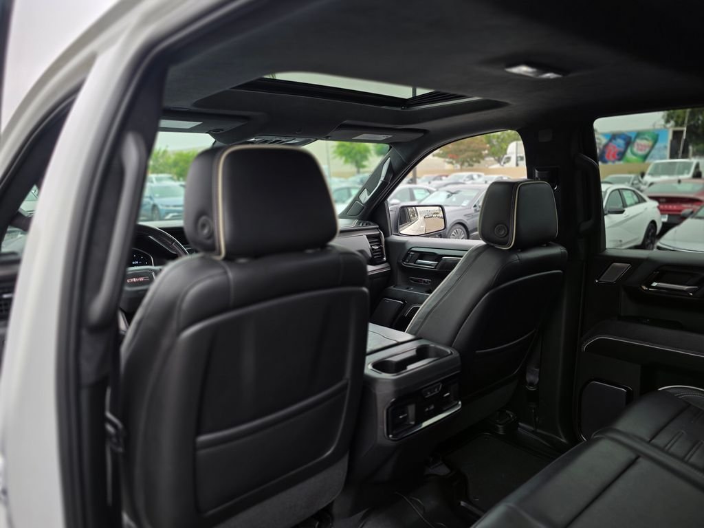 2023 GMC Sierra 1500 AT4X - Photo 18
