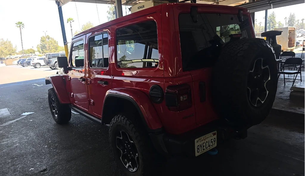 Used 2021 Red Jeep Unlimited Rubicon 4xe image 4
