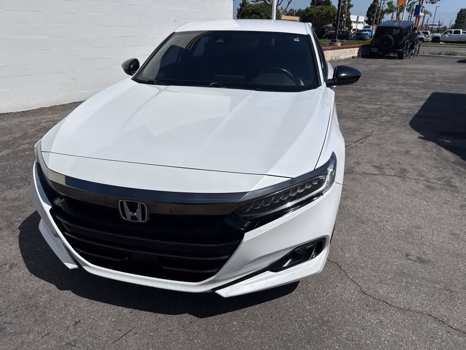 Used 2022 Platinum White Pearl Honda Sport image 3