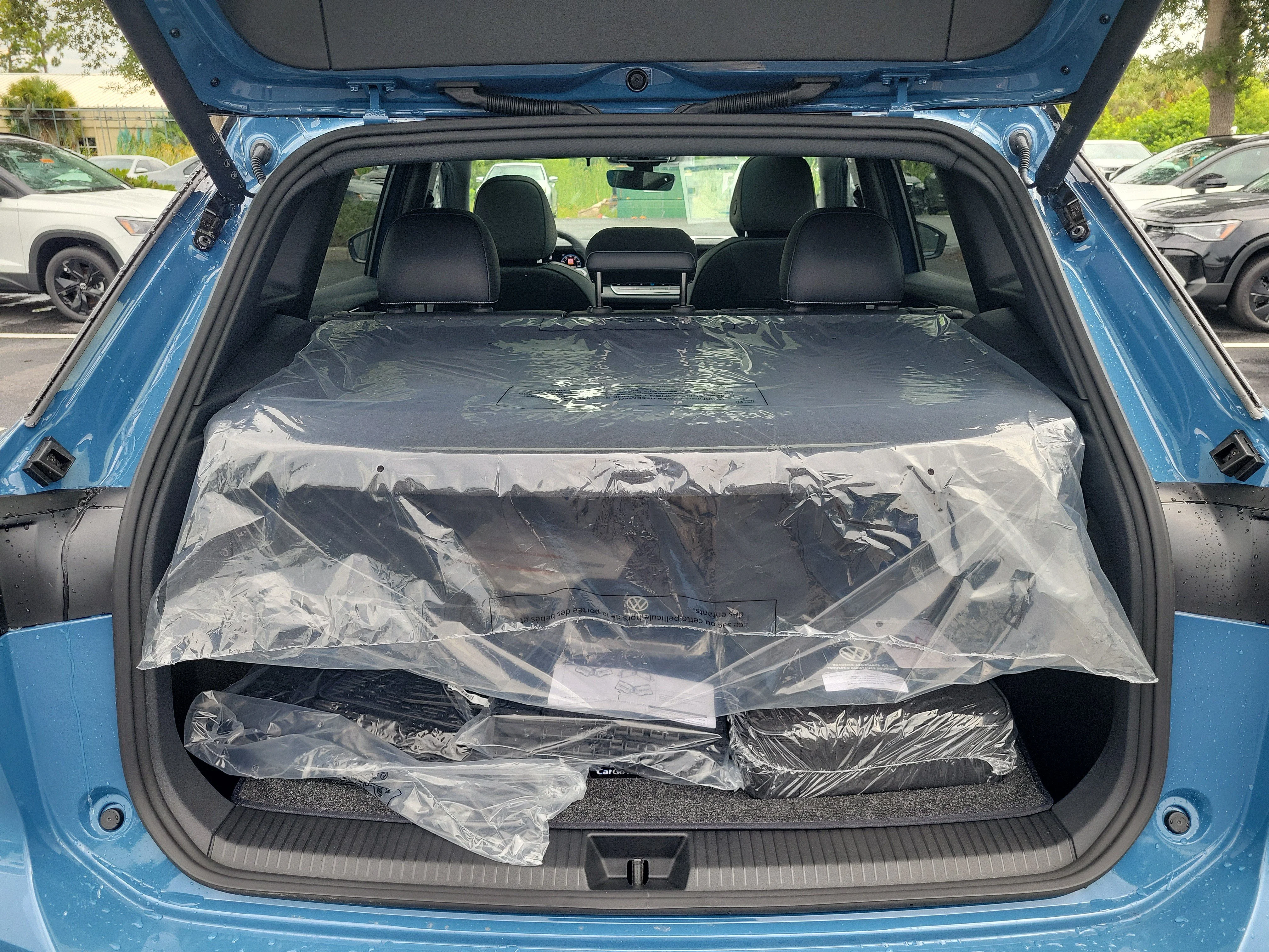 New 2026 Blue Volkswagen 2.0T SE R-Line Black image 11