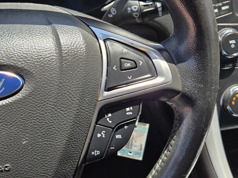 Used 2015 Gray Ford SE image 19