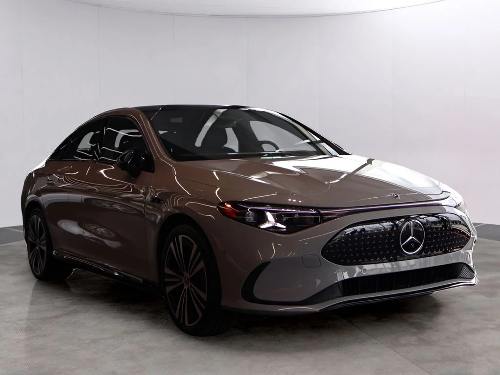 New 2027 MANUFAKTUR Alpine Grey Mercedes-Benz CLA 350 image 3