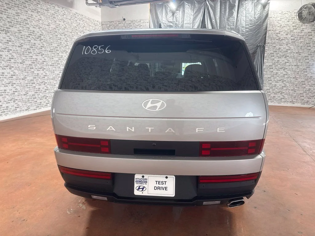 New 2027 Shimmering Silver Hyundai SE image 6
