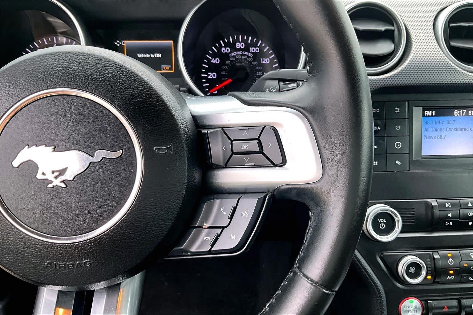 Used 2019 Magnetic Metallic Ford GT image 21