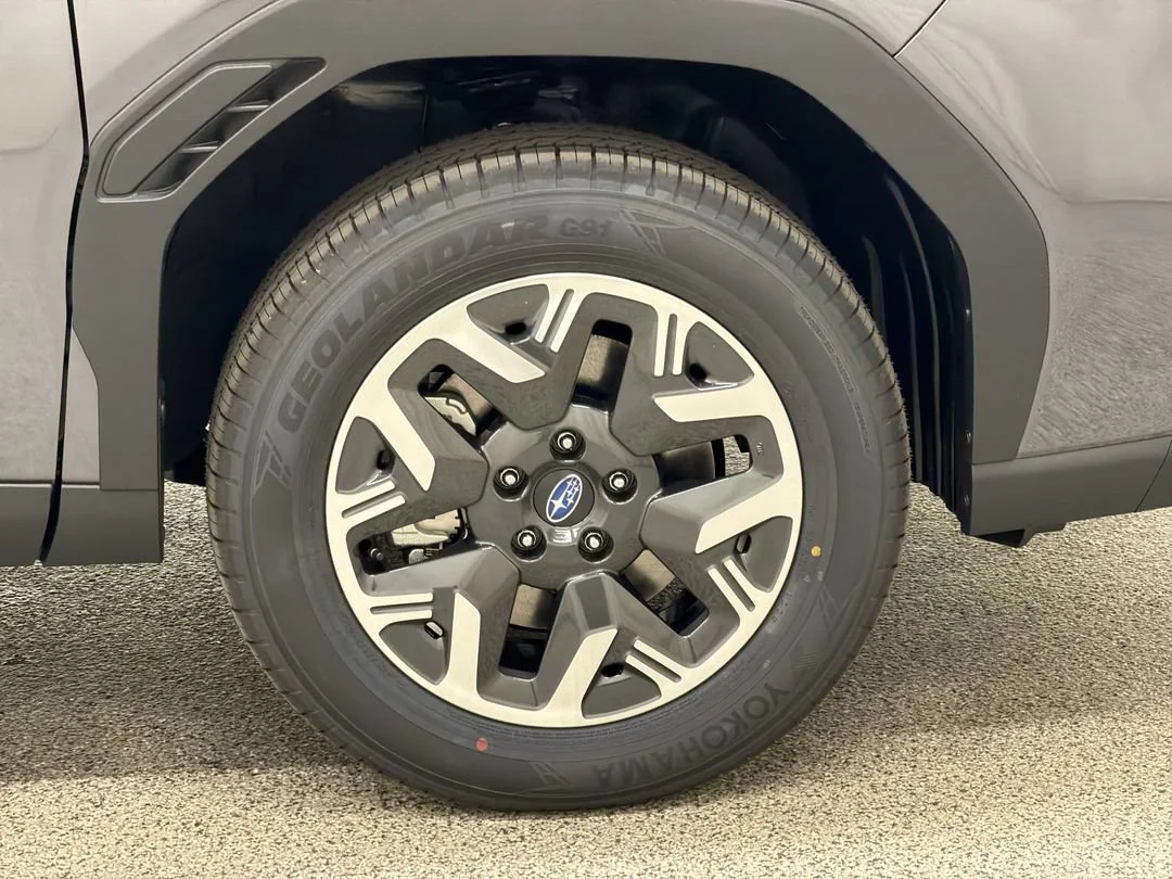 New 2026 MAGNETITE GRAY METALLIC Subaru BASE image 10