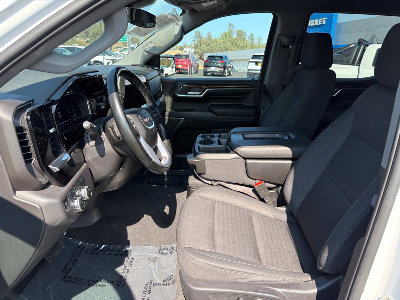 Used 2024 Summit White GMC SLE image 24