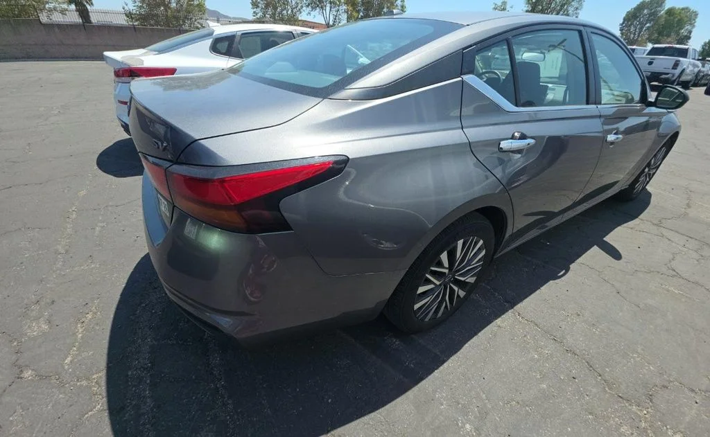 Used 2024 Gray Nissan 2.5 SV image 10