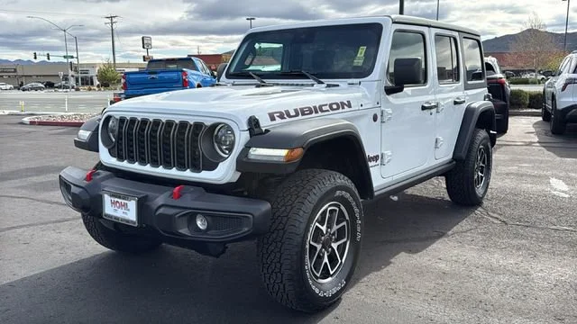 Used 2025 White Jeep 4-Door Rubicon 4x4 image 7