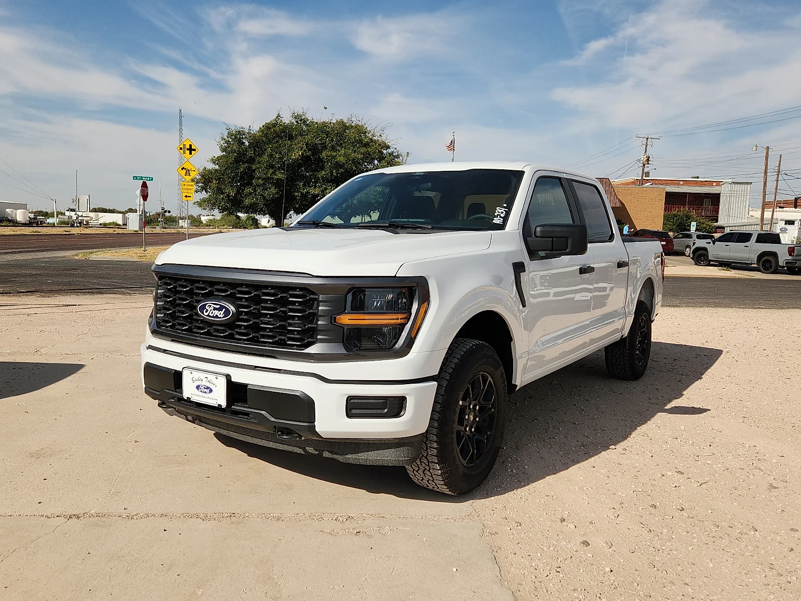 New 2026 Oxford White Ford STX image 3