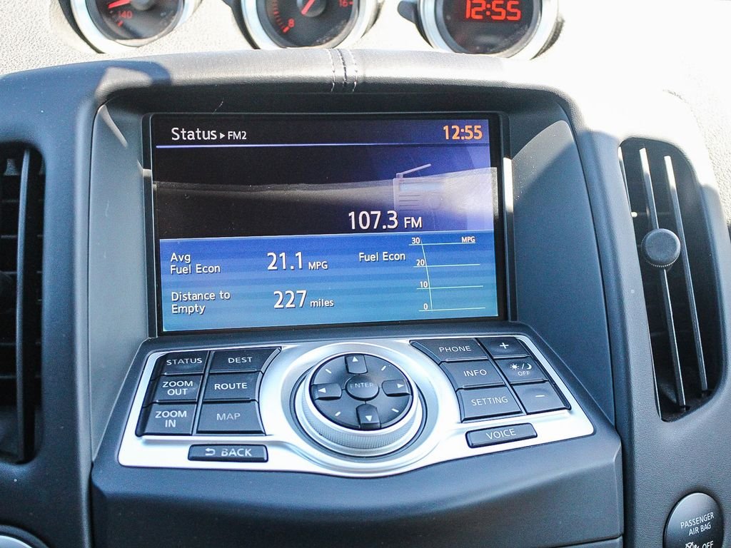 Used 2014 Red Nissan Touring image 19