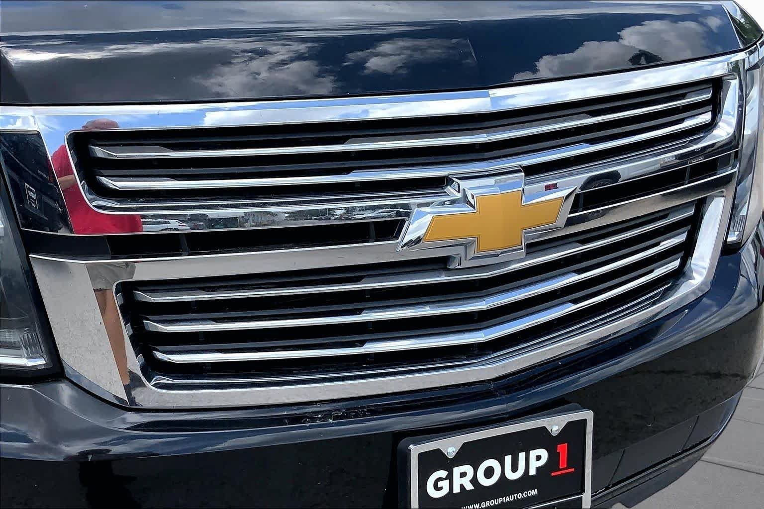 Used 2018 Black Chevrolet Premier image 29