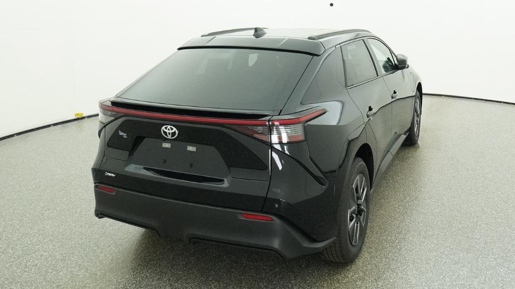 New 2026 Midnight Black Metallic Toyota XLE image 2