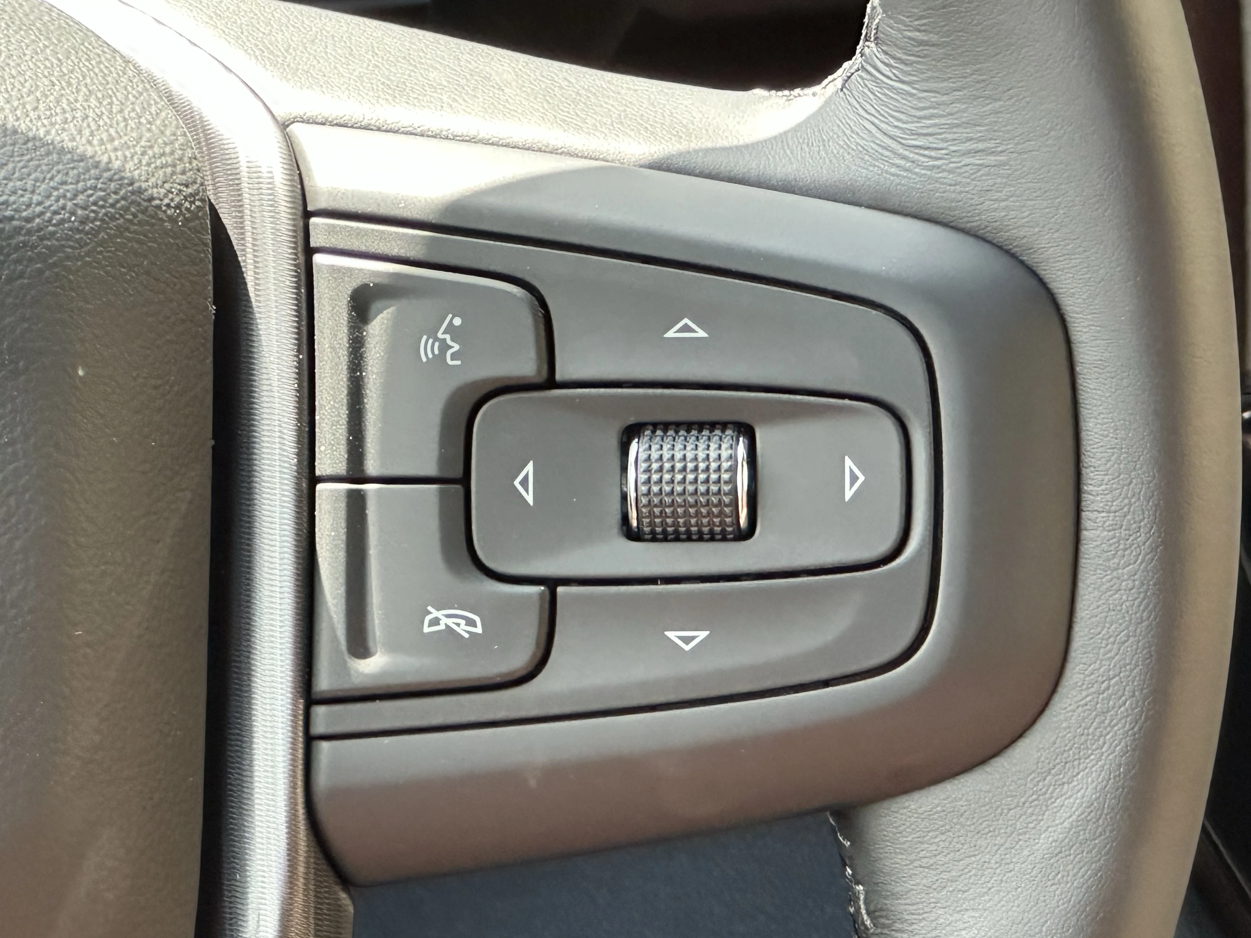 New 2026 Onyx Black GMC Denali Ultimate image 13