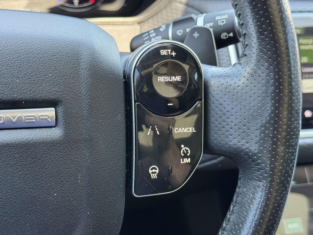 Used 2018  Land Rover S image 23