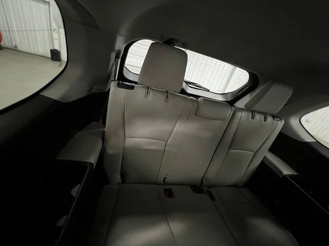 Used 2024 White Toyota XLE image 21