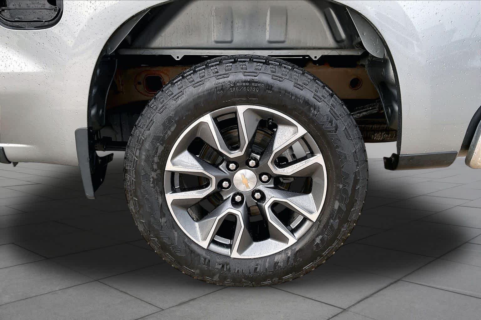 Used 2024 Sterling Gray Metallic Chevrolet LT image 11