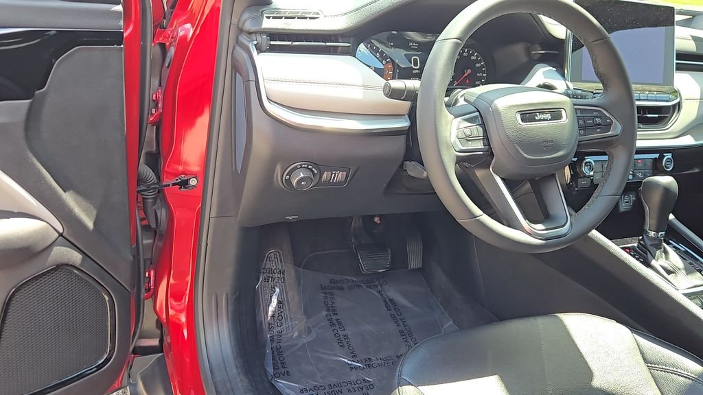 Used 2025 Red Jeep Limited image 8